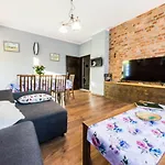 Appartement Izerskie - Ul. Wczasowa 8 *