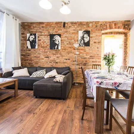 Izerskie - Ul. Wczasowa 8 Апартаменты Сверадув-Здруй