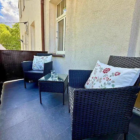 Apartment Izerskie - Ul. Wczasowa 8 *