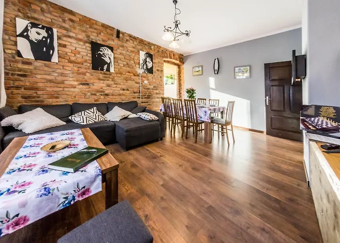 Izerskie - Ul. Wczasowa 8 * Świeradów-Zdrój