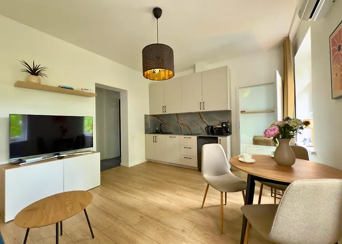 Apartament Izerskie - Ul. Wczasowa 8